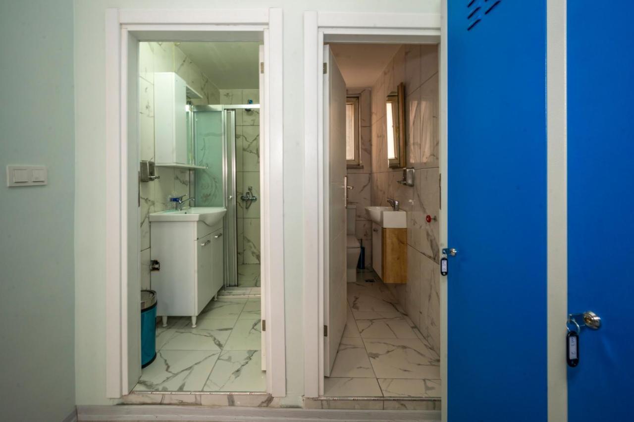 Xalila Hostel & Cafe Ladies Room Стамбул Экстерьер фото